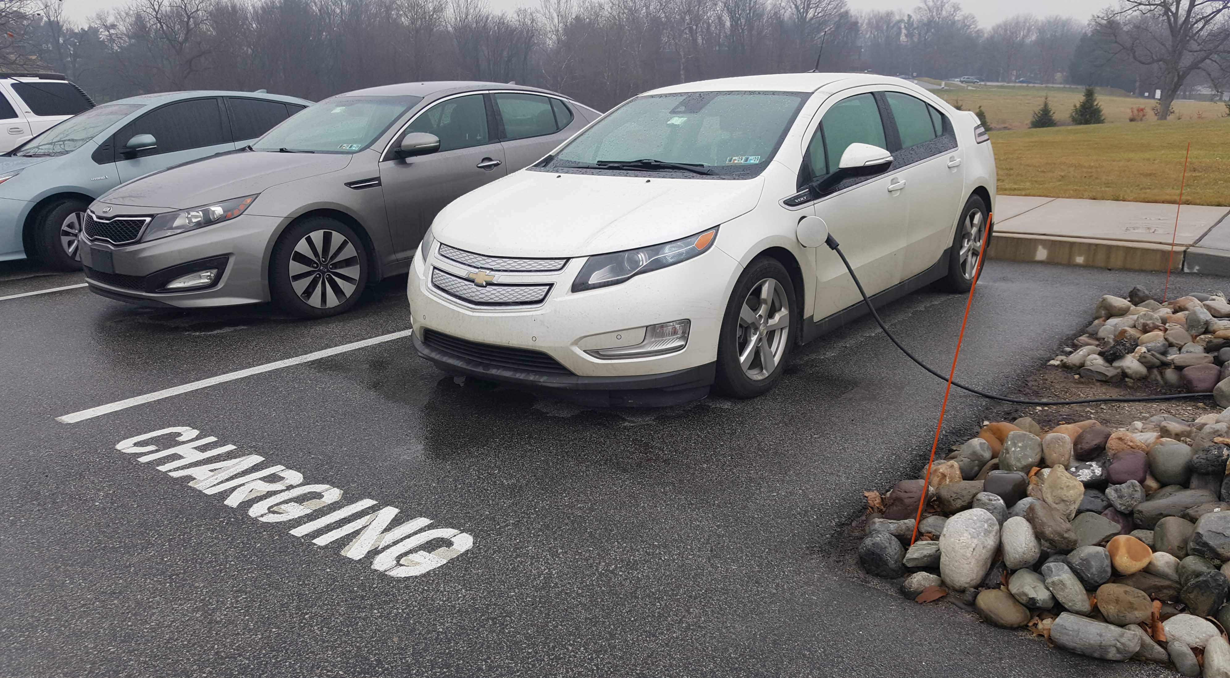 Plugin electric vehicle charging stations in the West chester, pa area